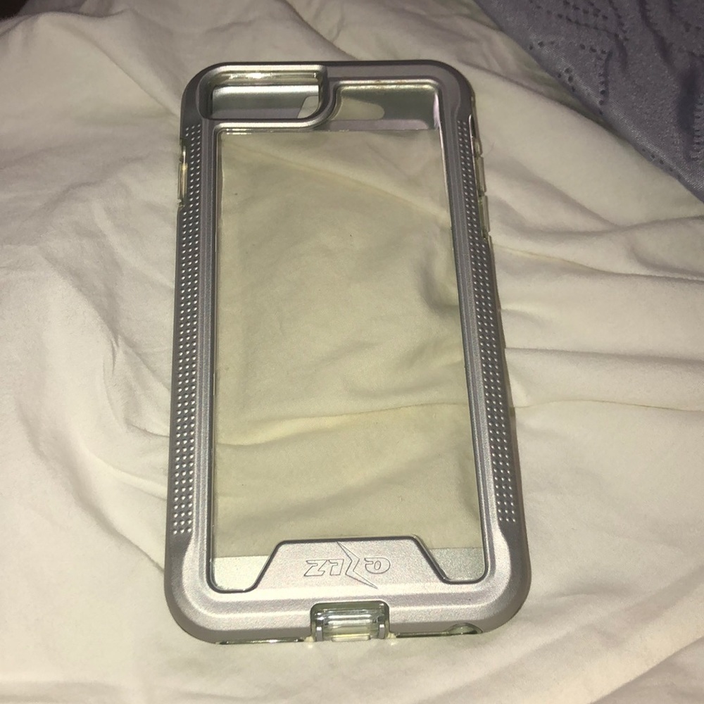 iPhone 8 plus case - Picture 2 of 2